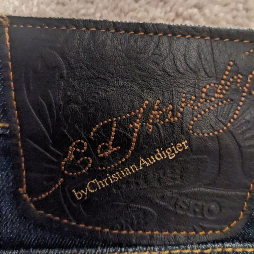 Jeans - Picture 2 of 3